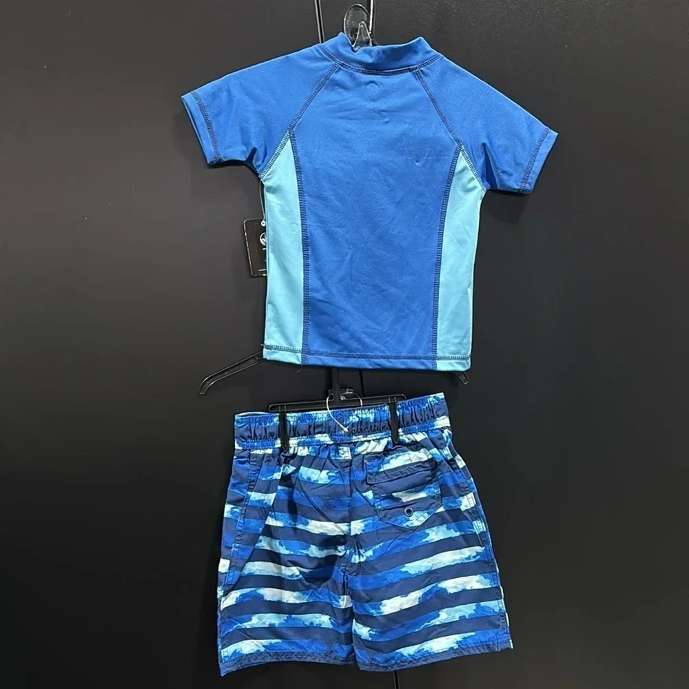 Body Glove 2 pc.UPF 50 rashguard short sleeve top,elastic waist lined trunks